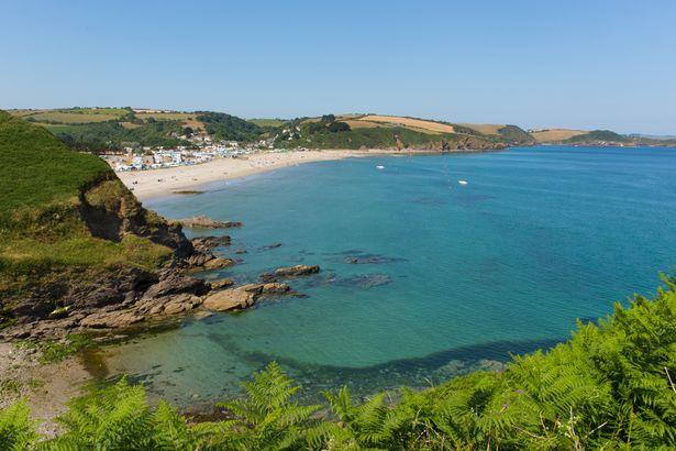 Fenomen neobișnuit în Marea Britanie! Agenția de Mediu anunță stare de alertă din cauza poluării: ”Aveți grijă nu mergeți să înotați pentru că apa este contaminată”