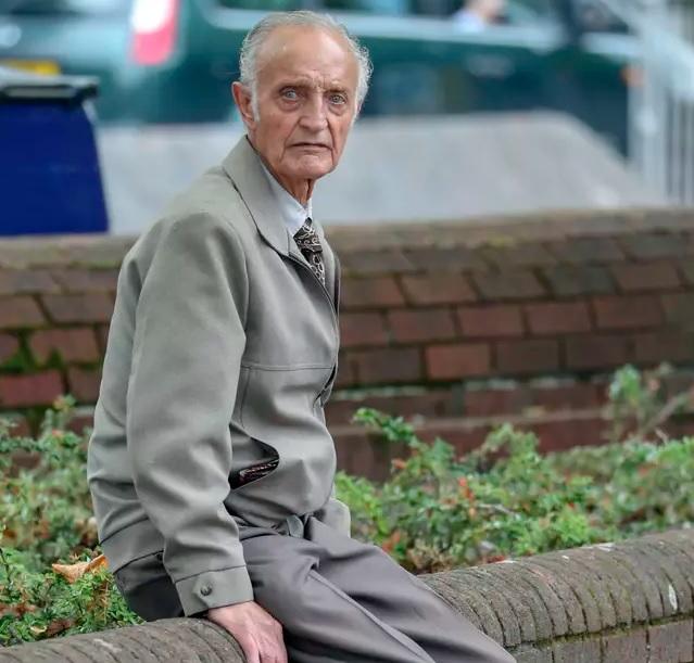 Un pensionar a ajutat un traficant de droguri să scape, din plictiseală! „Omul se simte singur și...”
