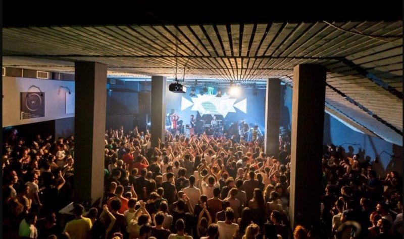 Colectiv: Secretul negru a ieșit la iveală! Ce au pățit victimele arse, în spital: ”Când a văzut și-a tras mucii și a dat o flegmă, la Terapie Intensivă! Am început să scuip cauciuc și și-au dat seama că...”