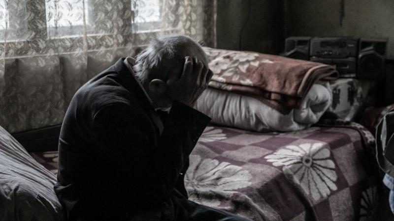 Românii pot oferi cadou copiilor un bunic din Apuseni! Cum ”adopți” un bătrân