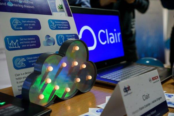 Invenție la Cluj ! Elevii unui liceu au inventat un senzor care își schimbă culoarea în funcție de calitatea aerului