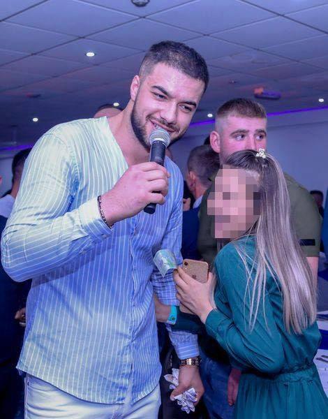 Culiță Sterp a primit UN leu pentru o dedicație! Replica fetei l-a lăsat pe artist cu gura căscată