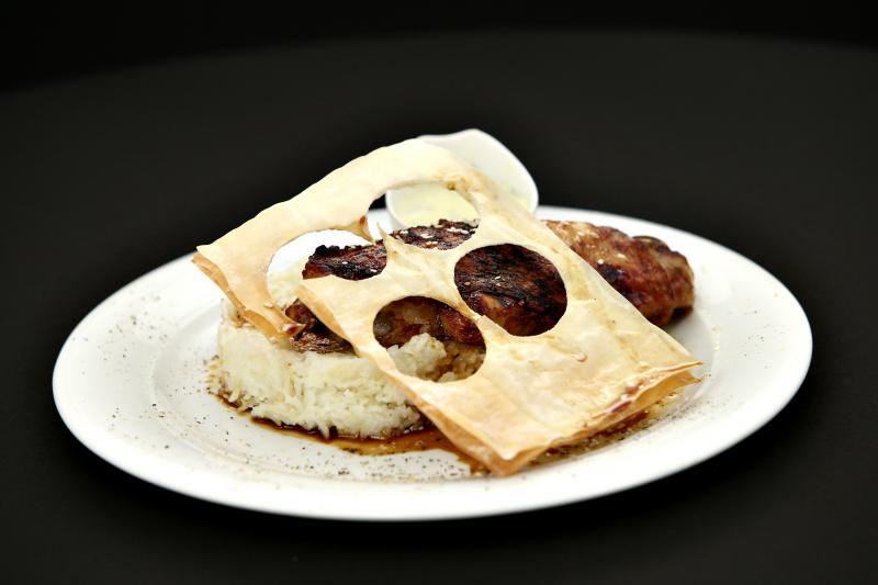 ”SUNT BUN”! Gabriel Godeanu s-a descris în două cuvinte. Cel mai încrezător concurent de la ”Chefi la cuțite” a dat de greu: ”Ăsta e filtru de Instagram?”