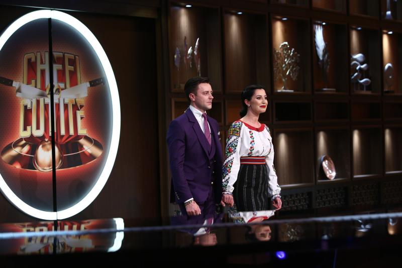 Un Cuțit de Aur, ultima amuletă, drag queens, un rege dac, fanul lui Ceaușescu și multe preparate spectaculoase! A 16-e ediție a sezonului șapte ”Chefi la cuțite” a fost la înălțime