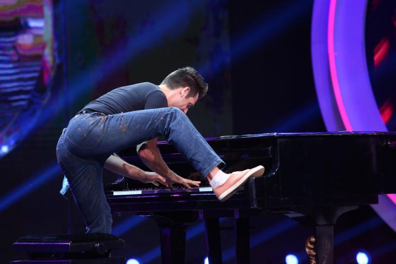 Delia, cucerită de talentul unui concurent: “Este preferatul meu, simt că va rămâne așa indiferent de ce număr va mai fi pe scena iUmor”