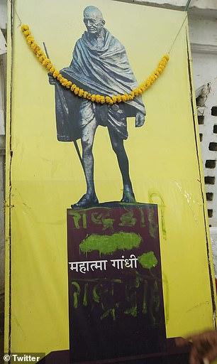 Cenușa lui Gandhi a fost furată dintr-un templu indian. Mesajul „rușinos” lăsat în urmă de hoți
