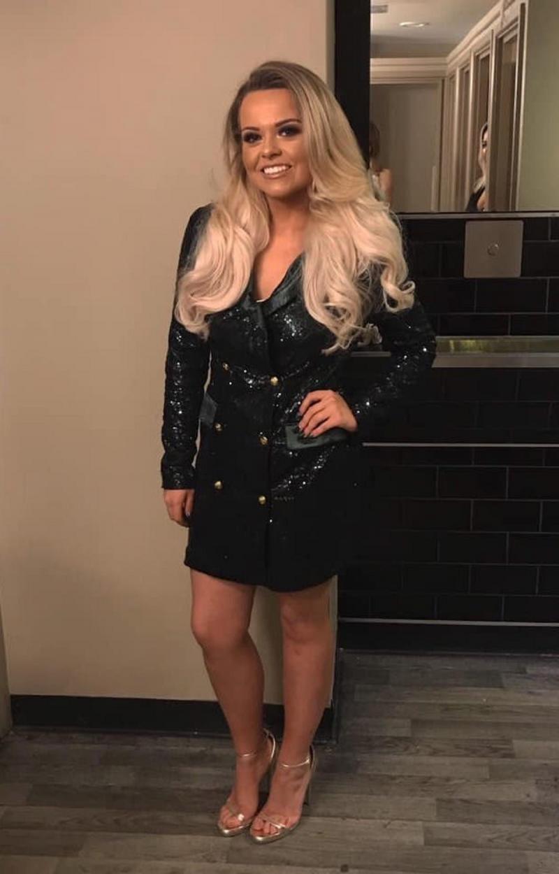 O mamă a slăbit 38 de kilograme, după ce și-a dat seama că nu poate să alerge după fiica ei în parc: ”Am vrut să fie mândră de mine!”