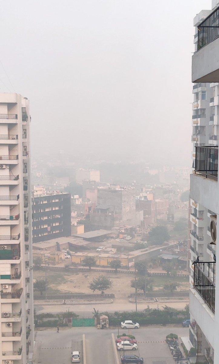 FOTO/ Stare de urgență! Orașul care se luptă cu poluarea, au fost distribuite 5 MILIOANE de măști