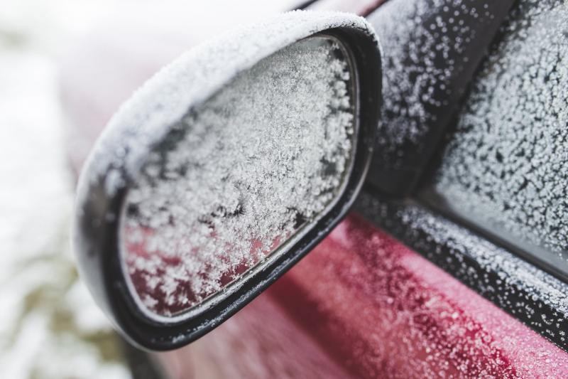 Cum să îţi pregăteşti din timp maşina pentru sezonul rece
