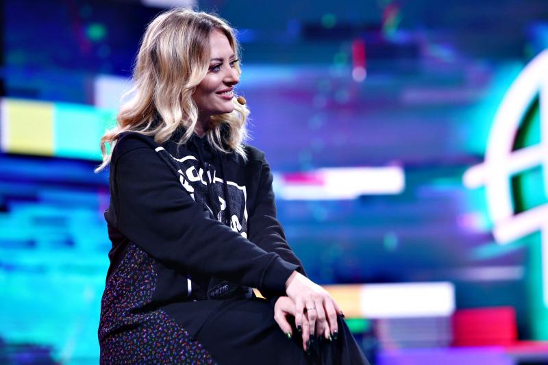 Delia vine duminică la Antitalent: "Cred că am umor! Sau poate nu a răspuns altcineva la telefon!"