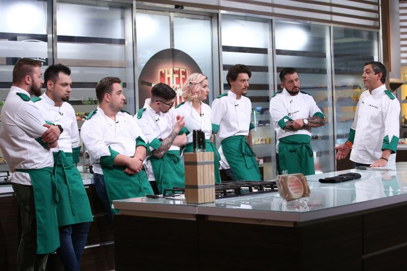 Chef Scãrlãtescu, supãrat înainte de cea de-a treia confruntare Chefi la cuţite!