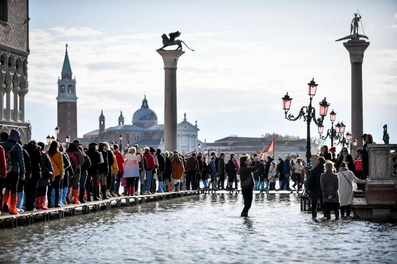 Imagini dramatice. Veneția se află 70% sub ape, după o nouă zi de ploi: "Orașul adorat de turișt a fost distrus"