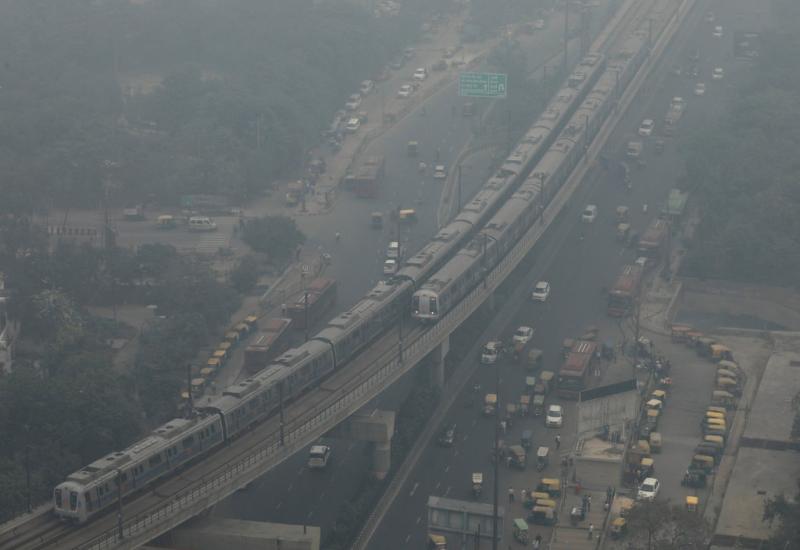 Descoperire șocantă! Locul unde oamenii plătesc cinci euro ca să respire 15 minute de aer curat!