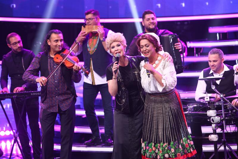 Emoții pe scena de la Te cunosc de undeva! Diana Matei s-a transformat în Monica Anghel interpretând melodia „Chibori”