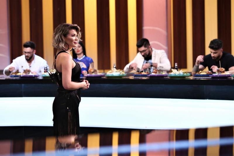 Cătălin Scărlătescu, despre lupta culinară în trei oameni: "Atmosfera e deprimantă, e ca la priveghi”