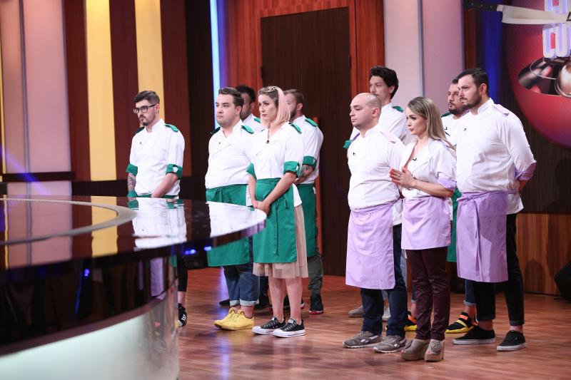 Pedeapsa ce schimbă totul! Doi concurenți au părăsit emisiunea Chefi la cuțite! Ce s-a întâmplat în ediția de marți, 26 noiembrie 2019