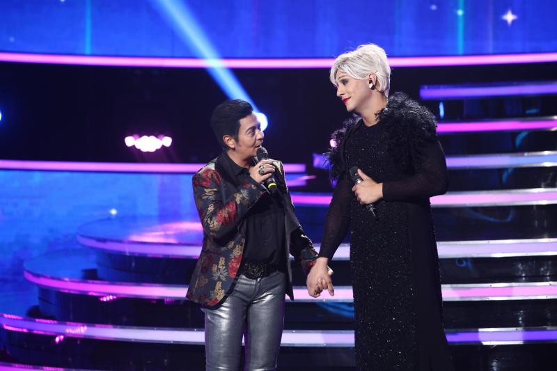 Angela Similea, Raj Kapoor, Katty Perry, Lady Gaga și Ștefan Bănică urcă, sâmbătă, pe scena show-ului Te cunosc de undeva!