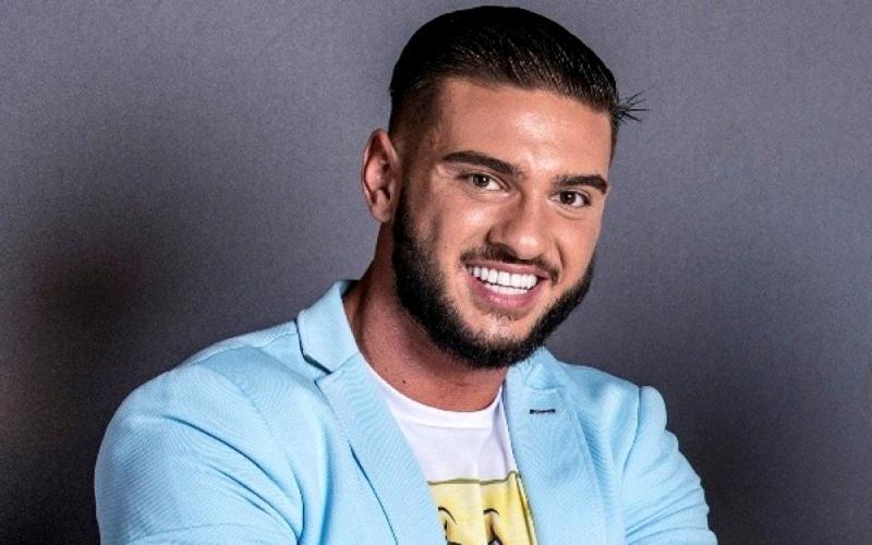 Top cinci lucruri uluitoare și neștiute despre vedete ale Antenei 1! Capatos are o poveste de dragoste demnă de un scenariu de film! Cum arăta când și-a cunoscut soția – Galerie foto