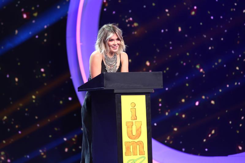 Ediția specială de la iUmor a adus pe scenă cei mai îndreptățiți oameni să-i ia la „roast” pe jurați! Marian Godină, Oana Matache și Andrei Bendeac au fost doar câțiva dintre aceștia