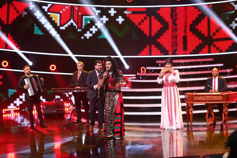 Transformare senzațională! Grigore Gherman o interpretează pe Cornelia Catanga. Nu ai cum să stai jos