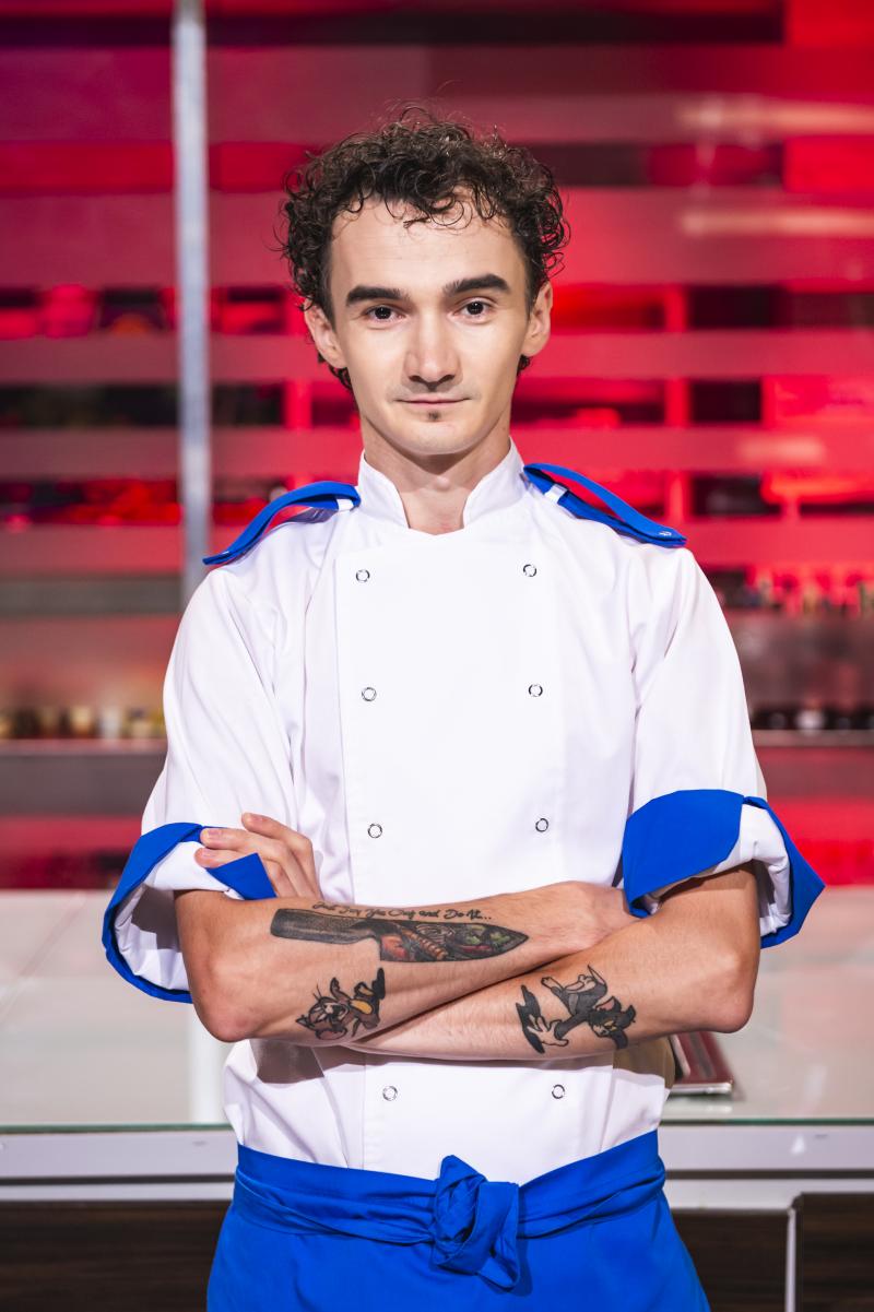 În sezonul 7, echipa "Jedi" e albastră. Ei sunt concurenții cu care chef Florin Dumitrescu merge în battle-uri