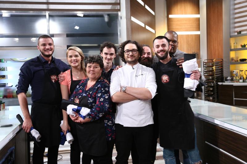 Chefii şi-au ales echipele sezonului 7. Emisiunea "Chefi la cuțite", lider detaşat de audienţã