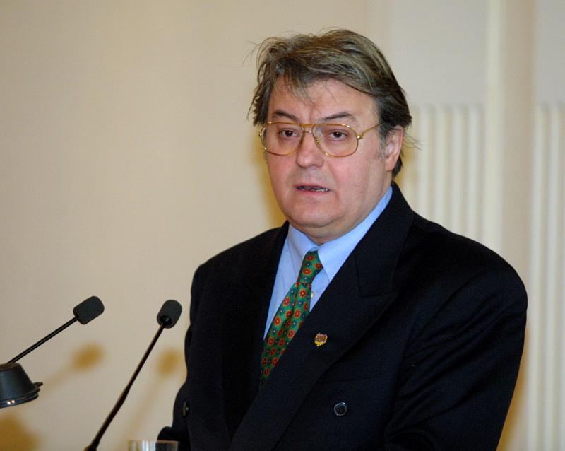 Alegeri prezidențiale 2019. Top trei momente celebre cu Vadim Tudor - Video