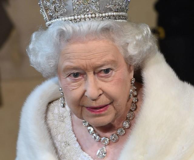 Regina Elisabeta a II-a a luat o decizie drastică! A spus "STOP"!