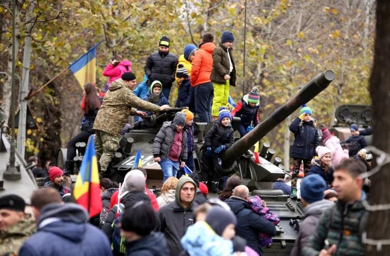 TOP 10. Cele mai inedite cadre de la Parada Militară din București