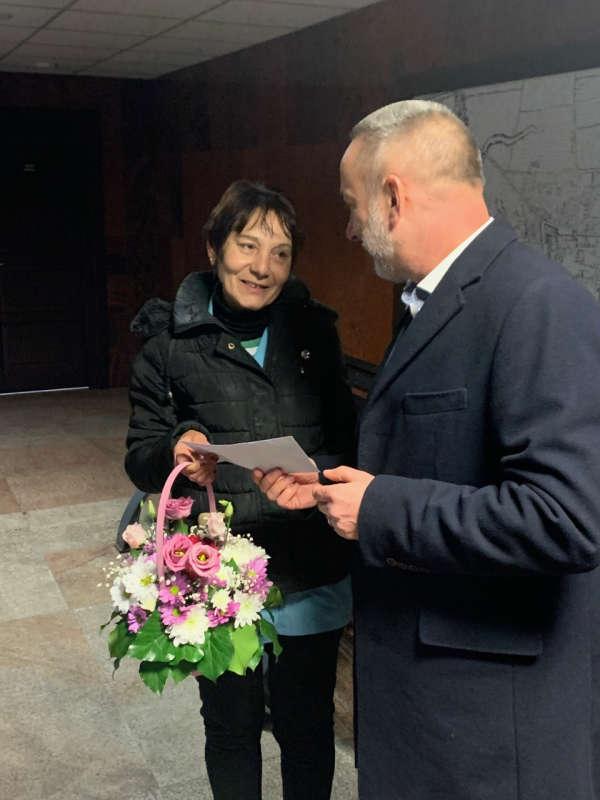 Doamna Lenuța, îngrijitoarea toaletei publice din Cetatea Alba Carolina, a fost premiată. Cum a reușit un singur om să aducă schimbarea: „Aș vrea să ne însănătoșim ca atitudine”