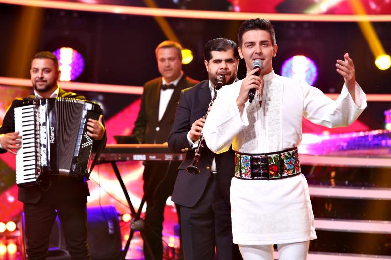 Finală de poveste pentru sezonul 14 „Te cunosc de undeva!”! Musicaluri ca pe Broadway și momente pline de spiritul Crăciunului!