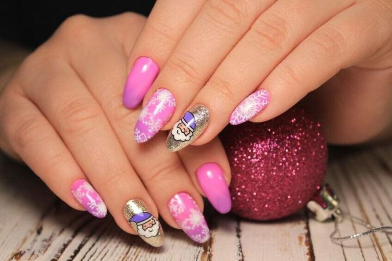 Galerie foto | Modele de manichiură la modă pentru Crăciun 2019