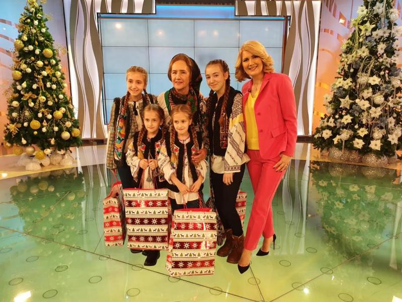 Sofia Vicoveanca şi Cosmin Seleşi se alãturã campaniei Ajut eu!