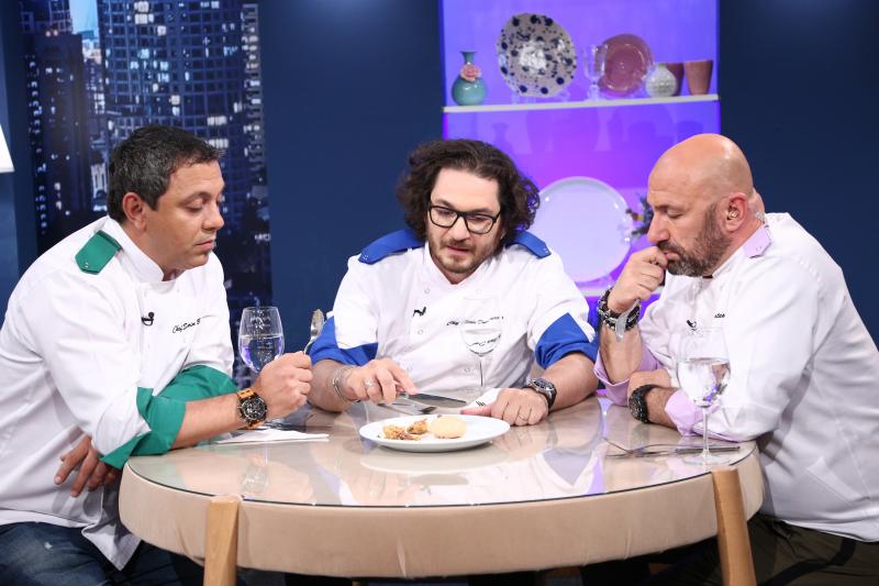 Un sezon de poveste și o victorie colosală pentru Chef Cătălin Scărlătescu! Ce s-a întâmplat în finala emisiunii Chefi la cuțite! „Ești în Calea Lactee a bucătarilor”