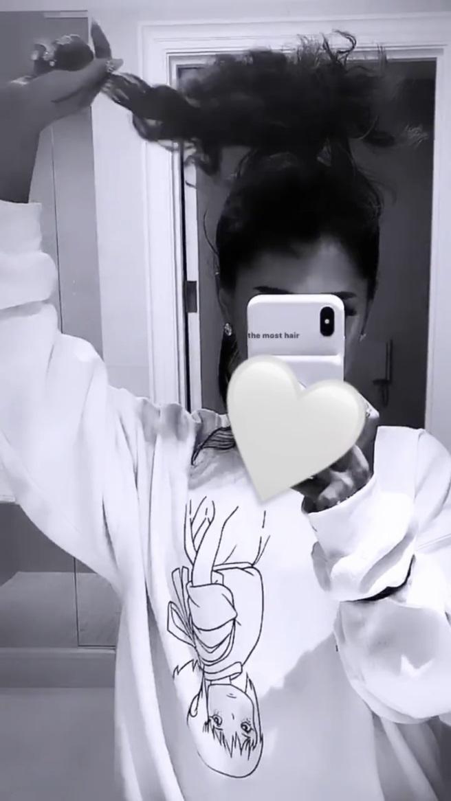 Cum arată, de fapt, Ariana Grande, fără părul lung care a consacrat-o. Artista a renunțat la extensii: ”Trebuie să vii așa și la concerte!”