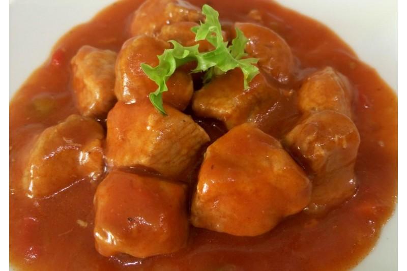 Tocăniță delicioasă, făcută ca-n Moldova! Rețeta se face imediat, cu ingrediente puține