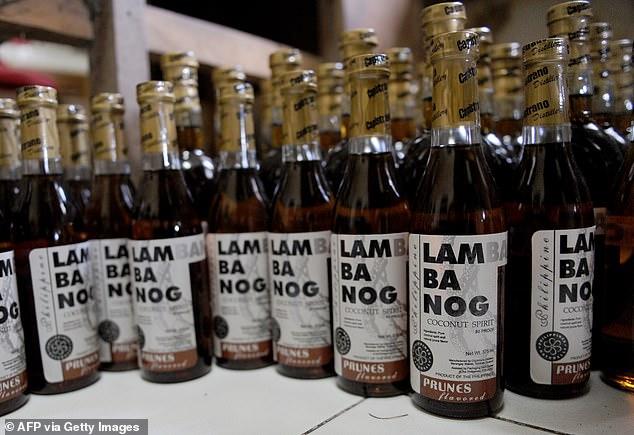 Tragedie de sărbători! Opt persoane au murit și 300 au ajuns la spital după ce au baut vin! Au fo chemați medici din concendiu pentru a face față