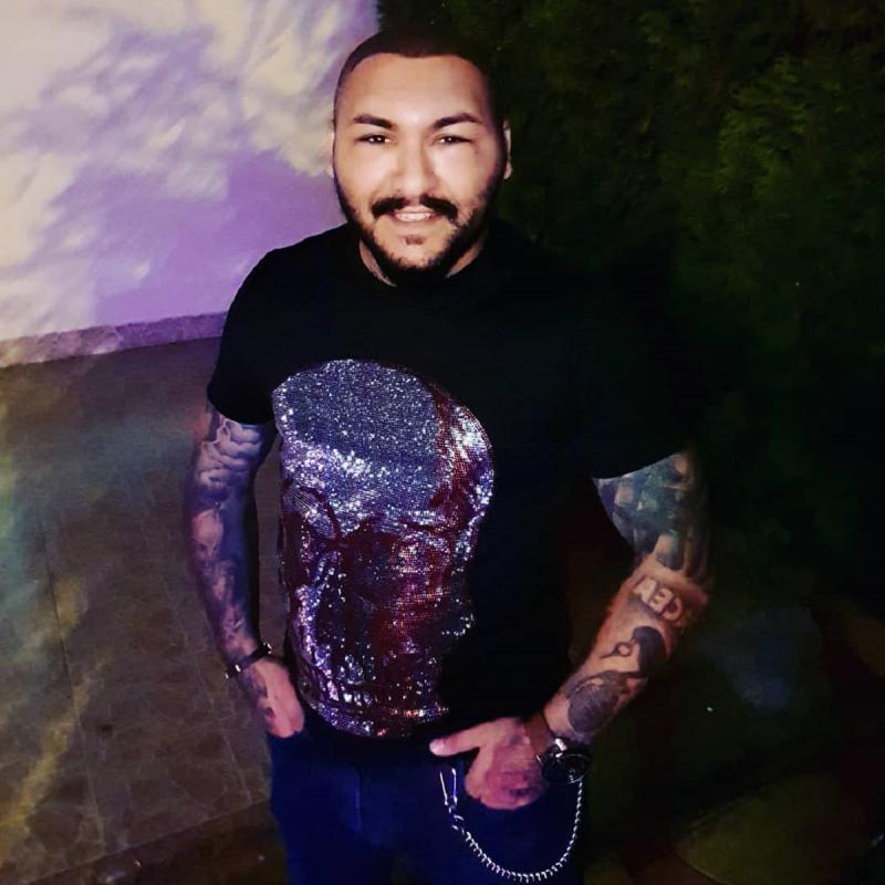 Dani Mocanu este de nerecunoscut! Cum arată după ce s-a vindecat, în urma implantului de păr – FOTO