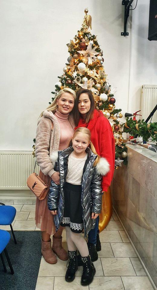 Cu cine și-a petrecut Rahela Pîslaru Crăciunul?! Fericirea se citește clar pe chipul concurentei „Chefi la cuțite”!