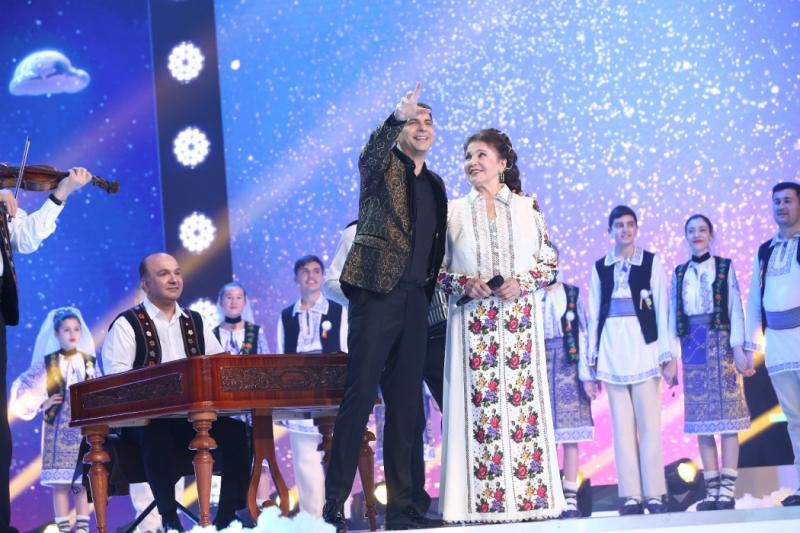 Dan Negru #deMascăDistracția la Revelionul Starurilor 2020