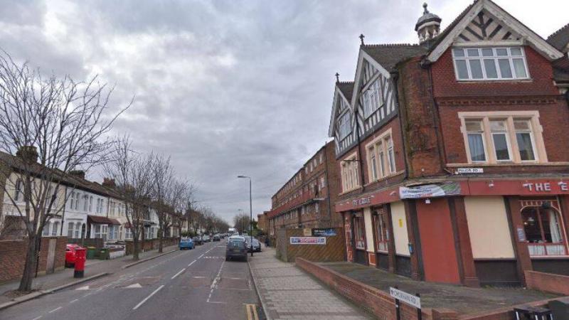 O femeie și-a pus iubiții să se bată ca-n Evul Mediu, pentru a-și alege partenerul! Finalul nu a fost deloc cel așteptat