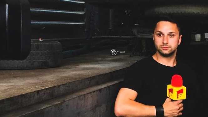 Acum 32 de ani, de Crăciun, un medic i-a retezat mâna, la naștere. Mama l-a găsit la morgă, încă viu. Cristi Georgescu, reporterul care și-a împlinit un vis