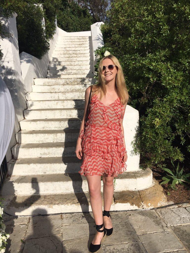 „Sunt femeie, dar doctorii mi-au spus că, de fapt, genetic, sunt bărbat”. O tânără a trăit șocul vieții după o operație de cancer. Ce avea în corp  - Foto