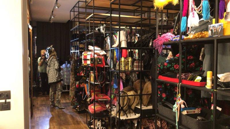 Delia are un penthouase în nordul Capitalei. Cum arată casa și dressingul imens