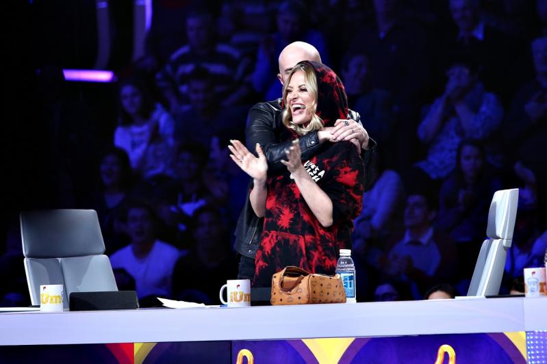 Wow, Delia!  Cum arată și cât costă ținutele Deliei la iUmor