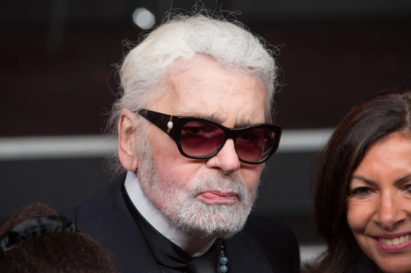 Doliu în lumea modei! A murit Karl Lagerfeld, celebrul designer al casei de modă Chanel