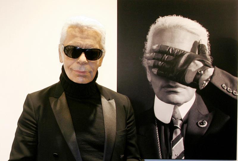 Karl Lagerfeld a murit. Povestea excentricului designer Chanel. Cine îi va lua locul