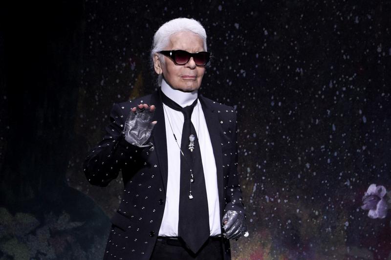 Karl Lagerfeld a murit. Povestea excentricului designer Chanel. Cine îi va lua locul