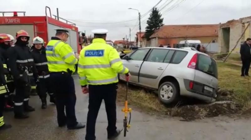 Accident mortal în Timiș! O femeie a murit, iar un copil a fost rănit, după ce nu li s-a dat prioritate - Foto
