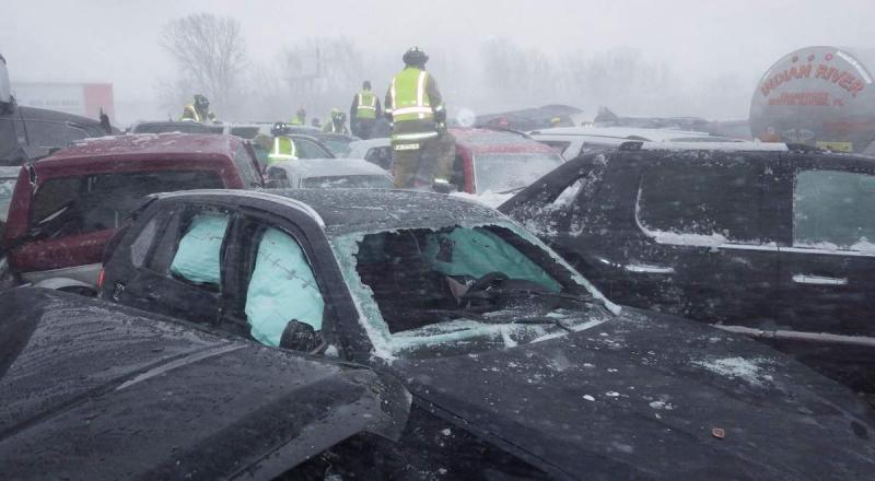 Accident apocaliptic pe autostradă! Autoritățile sunt în stare de șoc: 131 de mașini distruse, iar bilanțul victimelor este devastator. Imagini aproape ireale